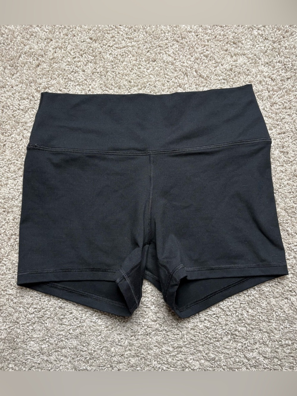 FLEO Shorts